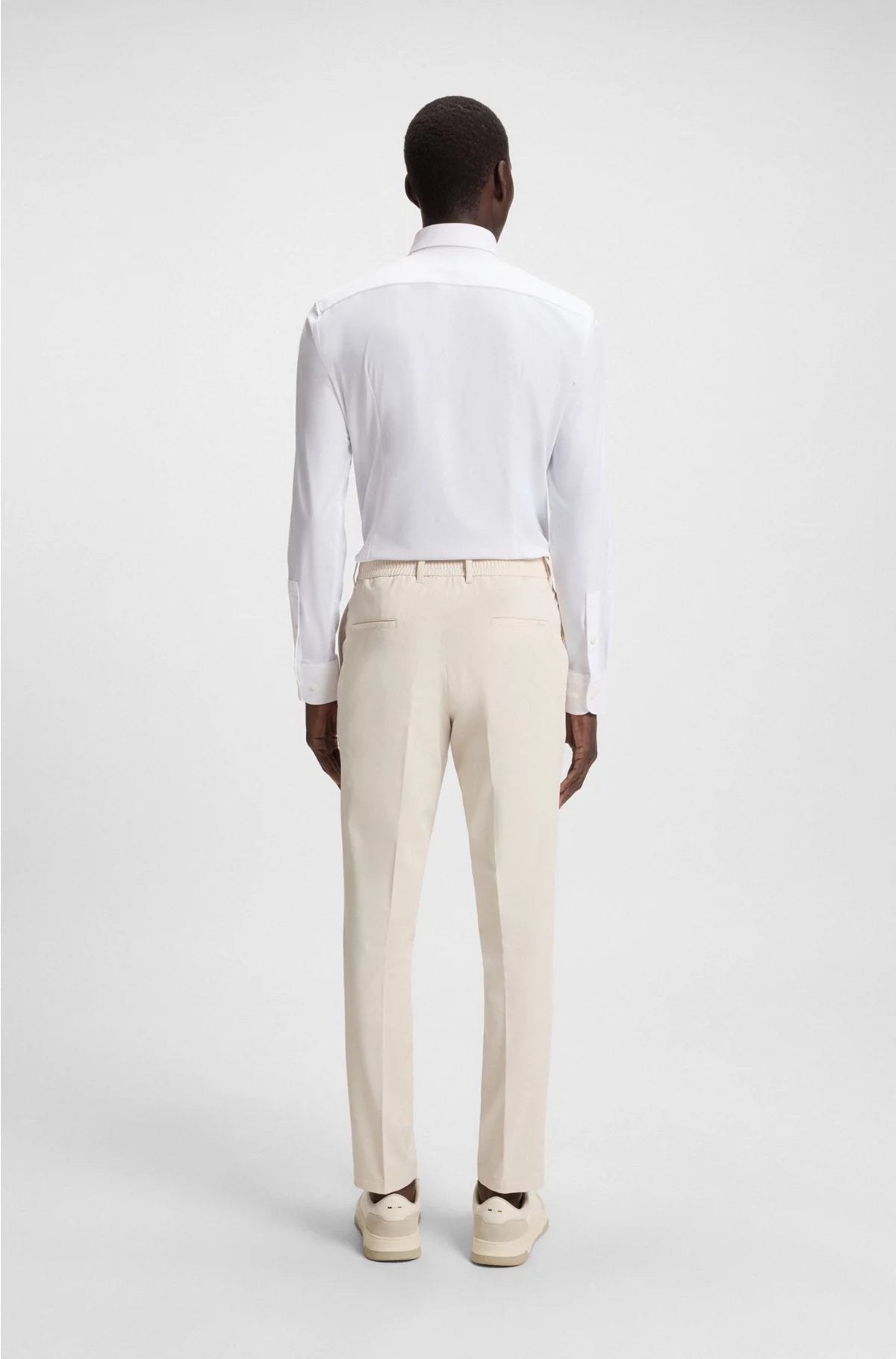 SLIM-FIT SHIRT IN PERFORMANCE-STRETCH JERSEY