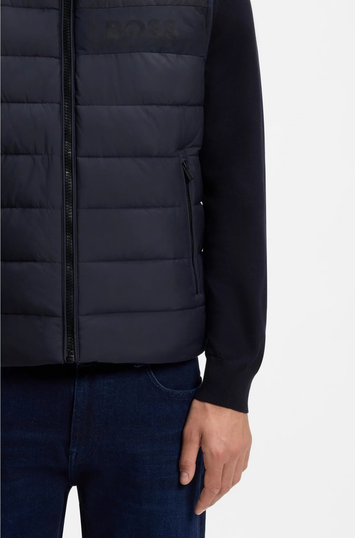 WATER-REPELLENT GILET WITH TONAL LOGO