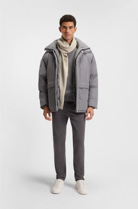 RIBBED-HEM PLAIN-KNIT SCARF WITH WOVEN LOGO BADGE