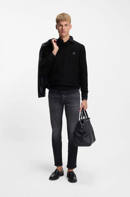 STRUCTURED SWEATER IN COTTON AND CASHMERE WITH LOGO PATCH