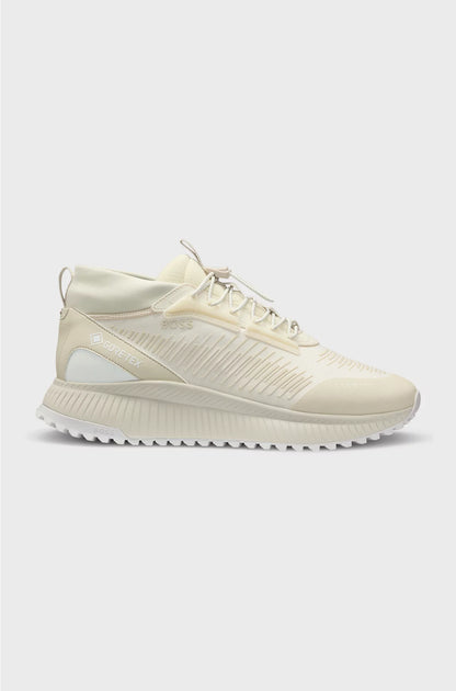 TRAINERS WITH WATERPROOF FINISH