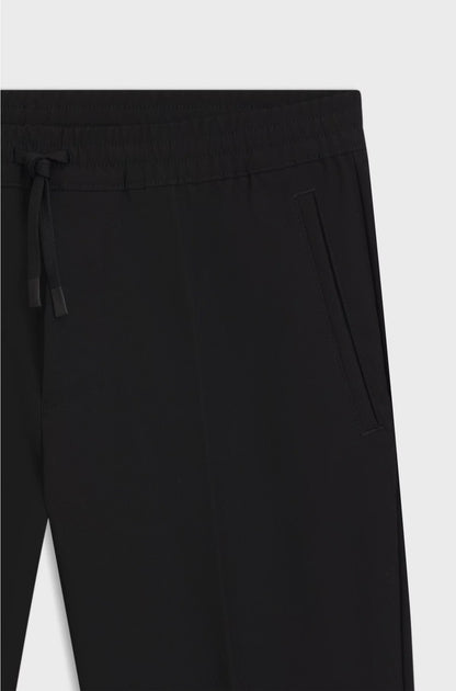 WATER-REPELLENT TROUSERS IN LIGHTWEIGHT EASY-IRON FABRIC
