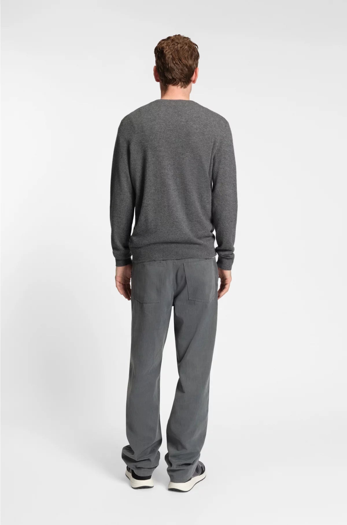 REGULAR-FIT SWEATER IN PURE CASHMERE