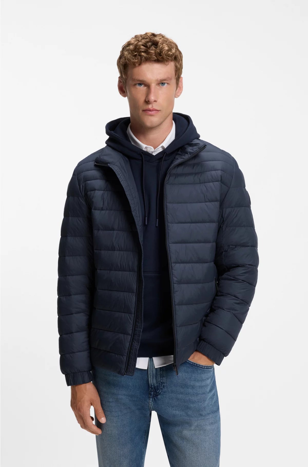 PACKABLE SLIM-FIT JACKET WITH WATER-REPELLENT MIXED QUILTING