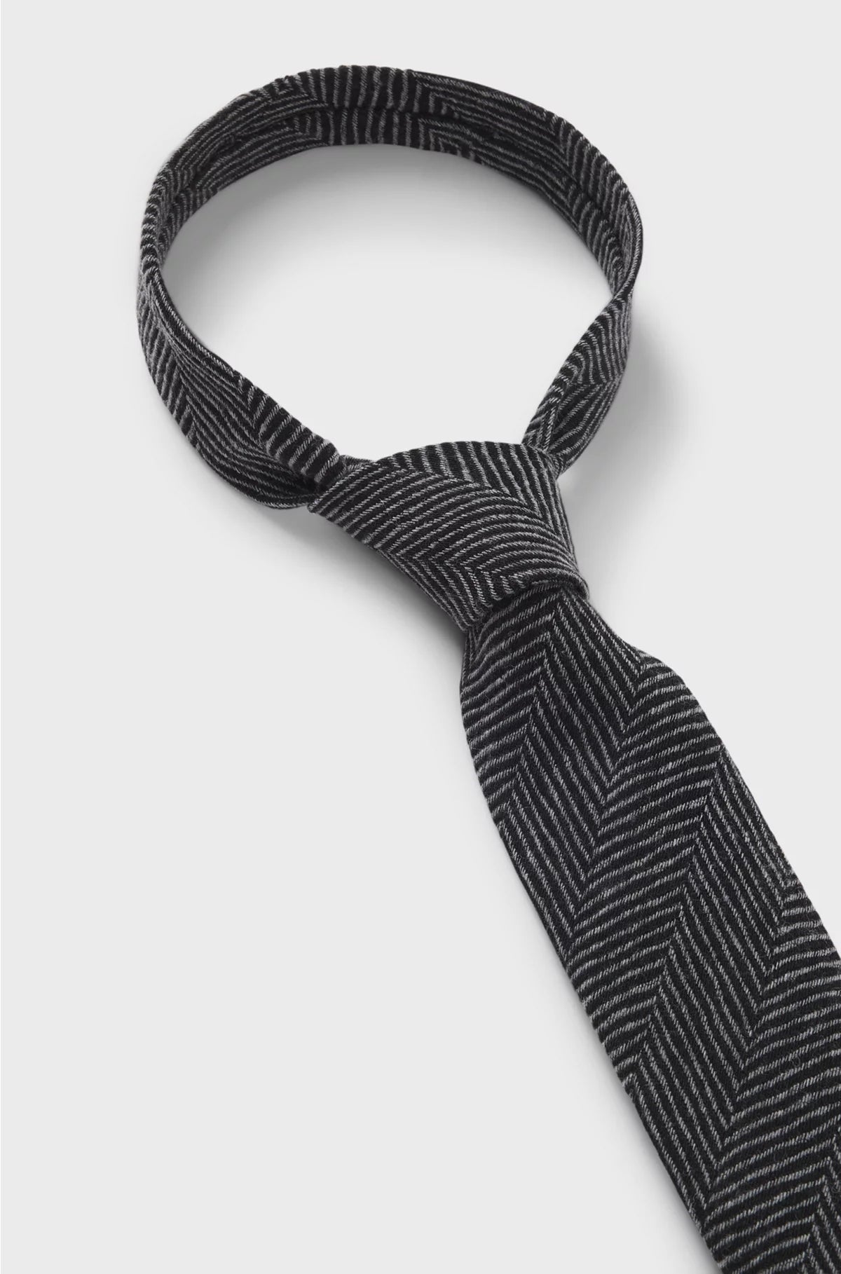 JACQUARD-STRUCTURE TIE IN WOOL
